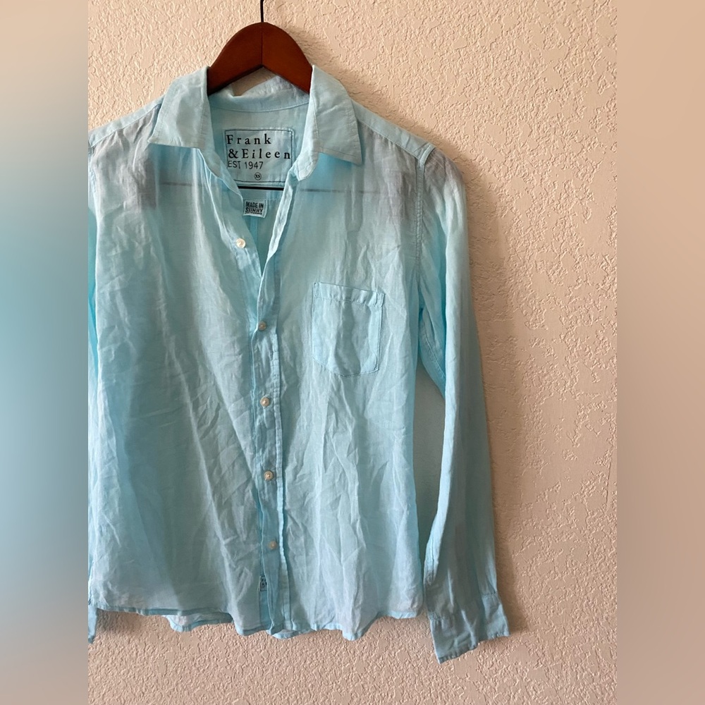 Frank And Eileen Buttoned Down Blouse - image 5
